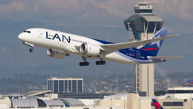 A LAN Boeing 787 takes off from Los Angeles International Airport on Jan. 27, 2015.
