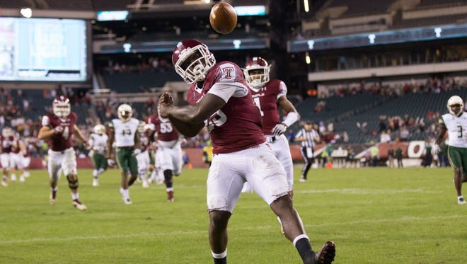 Temple running back Ryquell Armstead (25) celebrates a touchdown against South Florida.