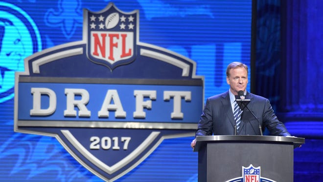 NFL commissioner Roger Goodell announces the start of the 2017 NFL Draft at the Philadelphia Museum of Art.