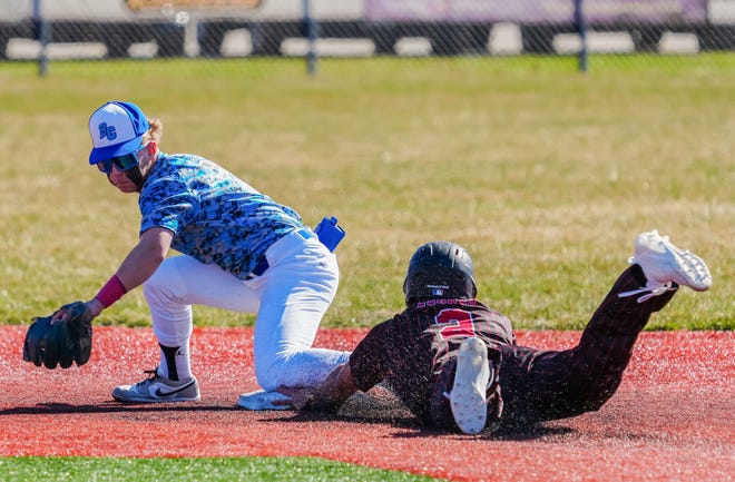 Sussex Hamilton's Luke Lehnen (2) steals second as Brookfield Central shortstop Braylan Bigler (2) tries for the tag at Brookfield on Saturday, April 6, 2024.