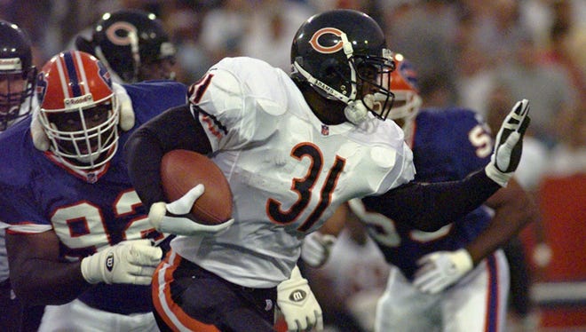 19. 1990s Bears: Among the team's Round 1 choices that decade were the inimitable Stan Thomas, Alonzo Spellman, John Thierry, Rashaan Salaam, Curtis Enis and McNown. Duuuumb Bears.